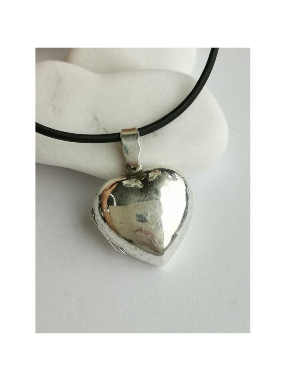 Vintage Sterling Silver heart locket pendant Necklace engraveable